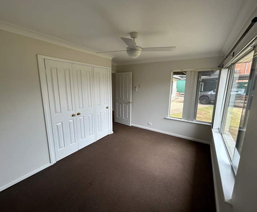 Whole property with 4 rooms for rent