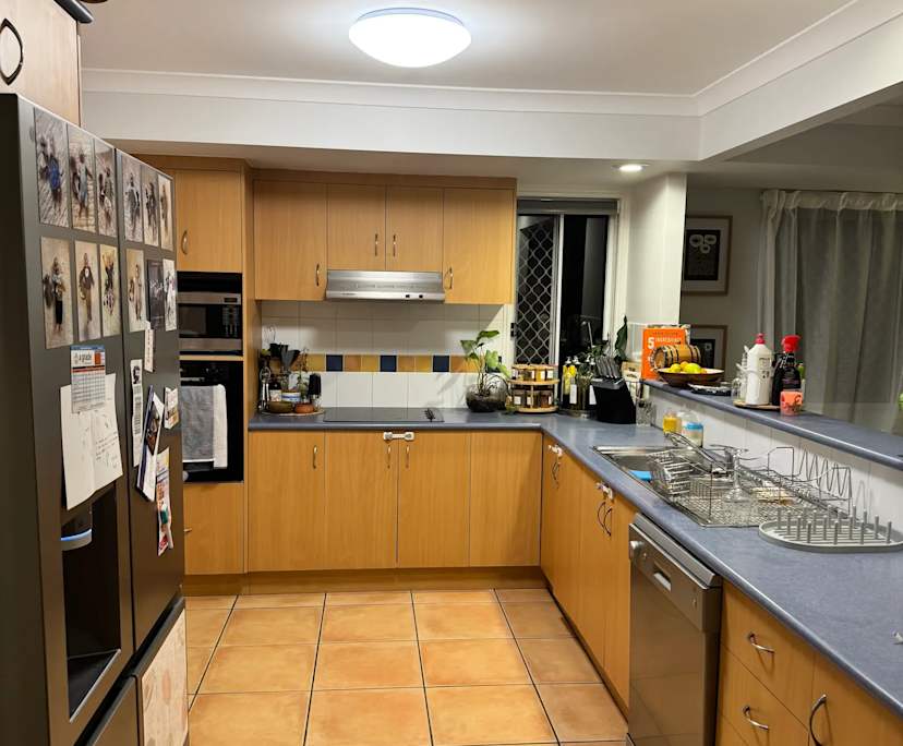 $300, Share-house, 4 bathrooms, Seventeen Mile Rocks QLD 4073