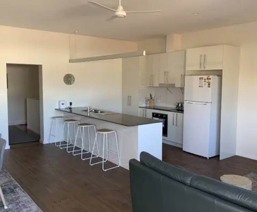 $355, Student-accommodation, 1 bathroom, Herston QLD 4006