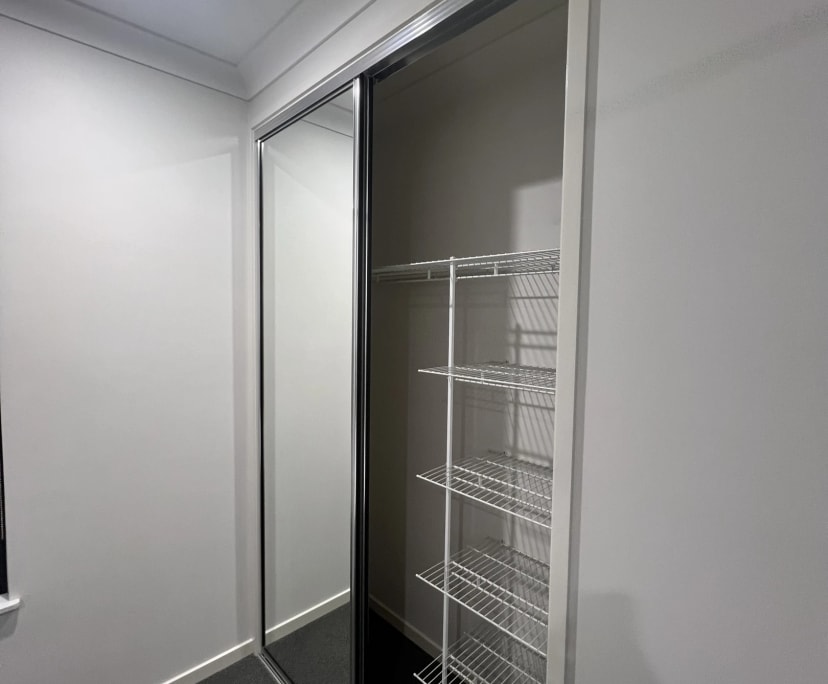 $300, Share-house, 4 bathrooms, Trinity Park QLD 4879