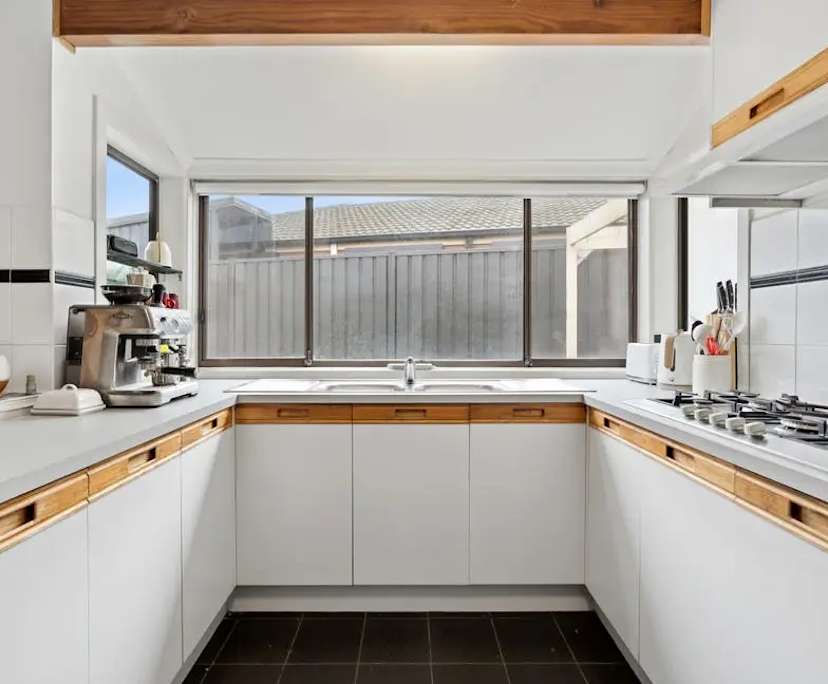 Unfurnished room in a share house