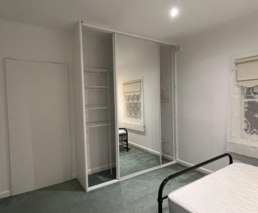 $290, Share-house, 4 bathrooms, Oakleigh VIC 3166