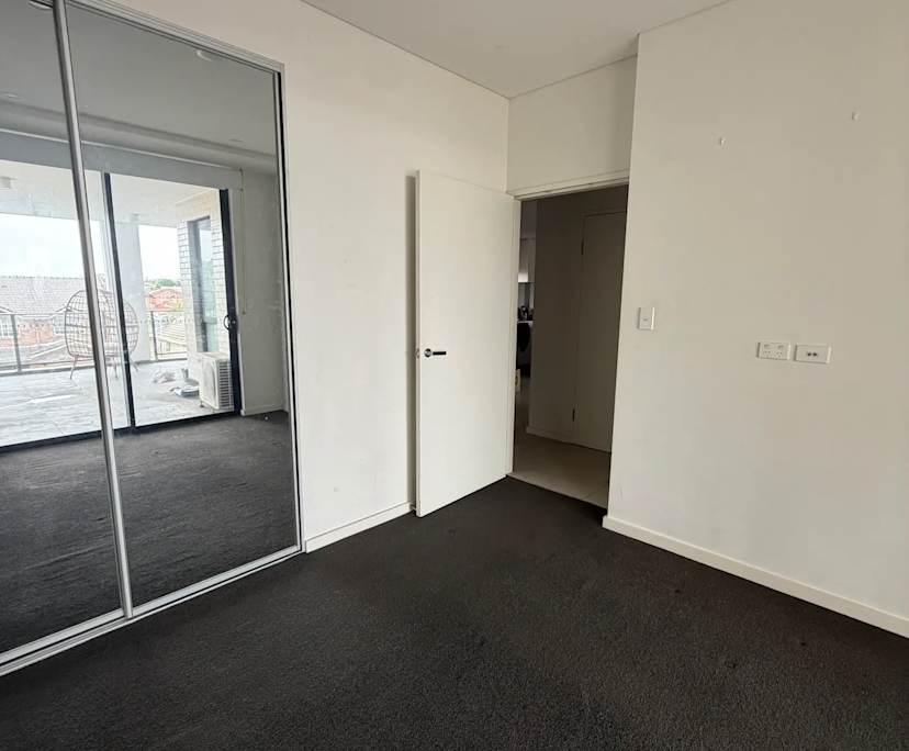 $350, Flatshare, 2 bathrooms, Bankstown NSW 2200