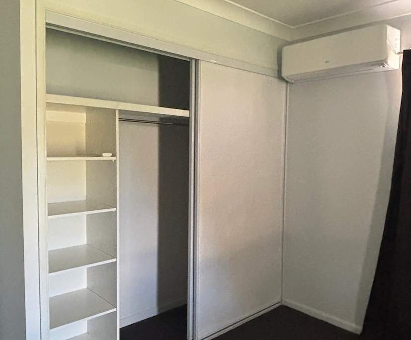Unfurnished room in a share house