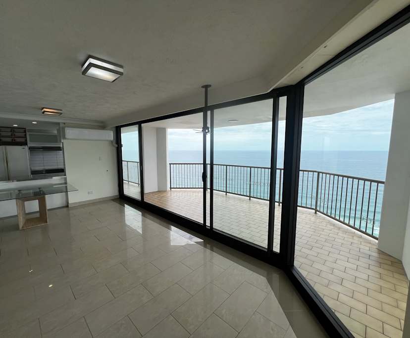 $1,400, Whole-property, 2 bathrooms, Surfers Paradise QLD 4217