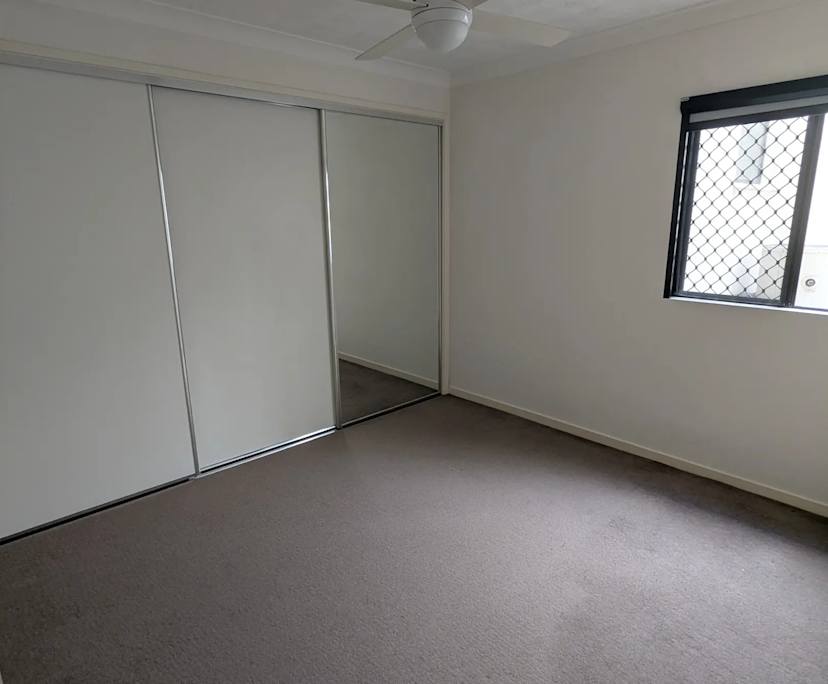 Unfurnished room with own bathroom