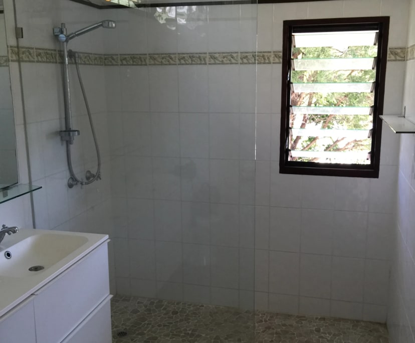 $315, Share-house, 6 bathrooms, Taringa QLD 4068