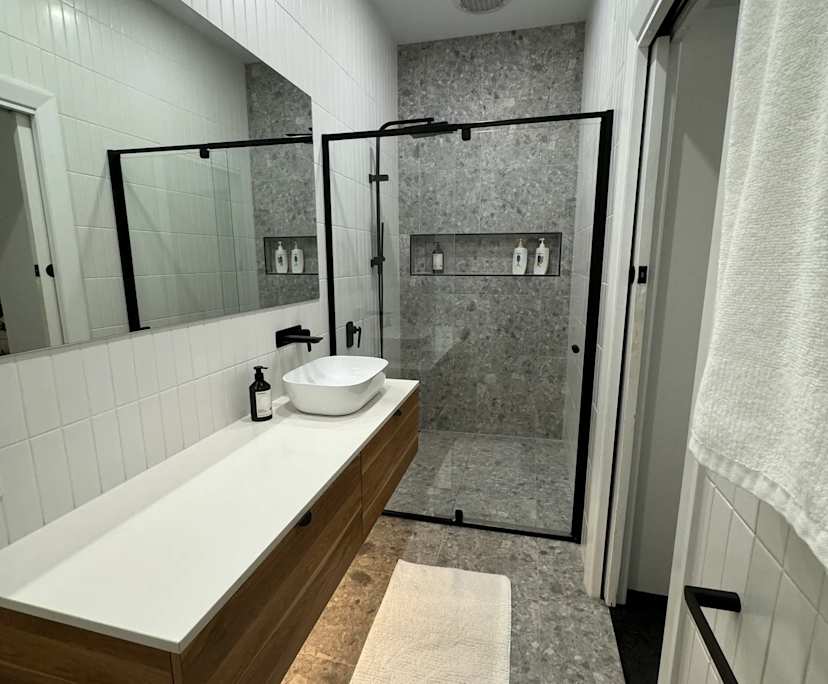 $340-400, Share-house, 3 rooms, Golden Point VIC 3350, Golden Point VIC 3350