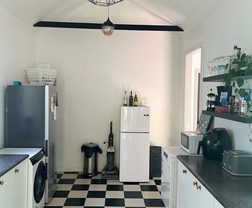 $235, Share-house, 2 rooms, Highgate Hill QLD 4101, Highgate Hill QLD 4101