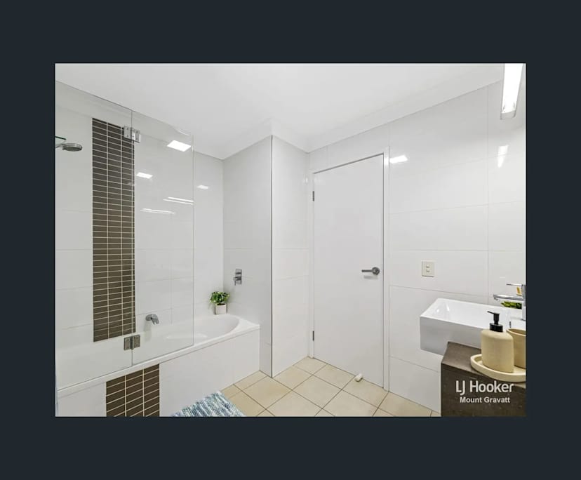 $290, Share-house, 2 bathrooms, Mount Gravatt East QLD 4122