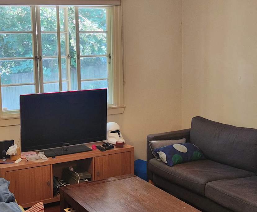 Unfurnished room in a share house