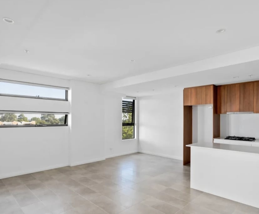 Furnished room with ensuite in a flatshare
