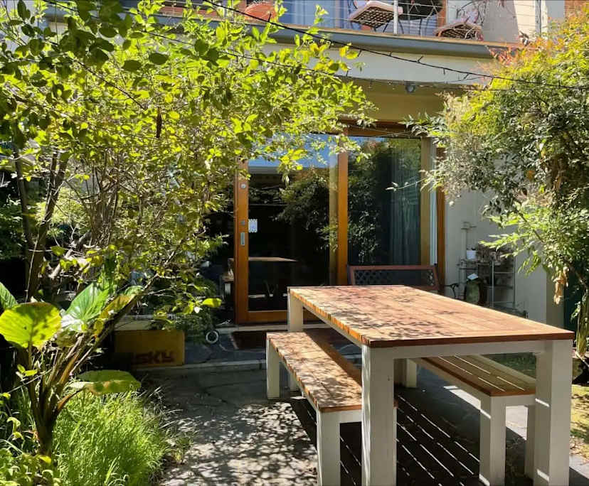 Unfurnished room with own bathroom