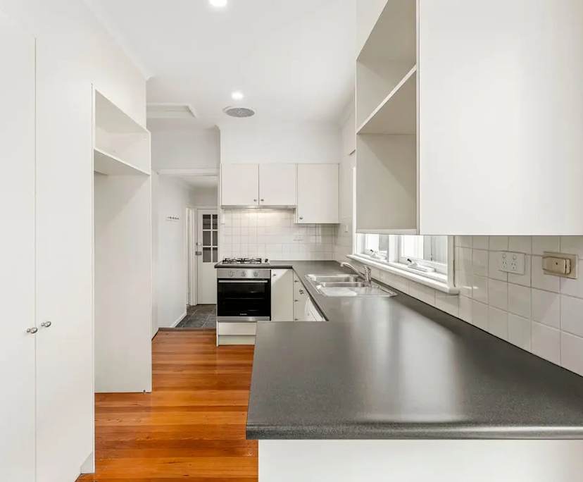 Unfurnished room in a share house