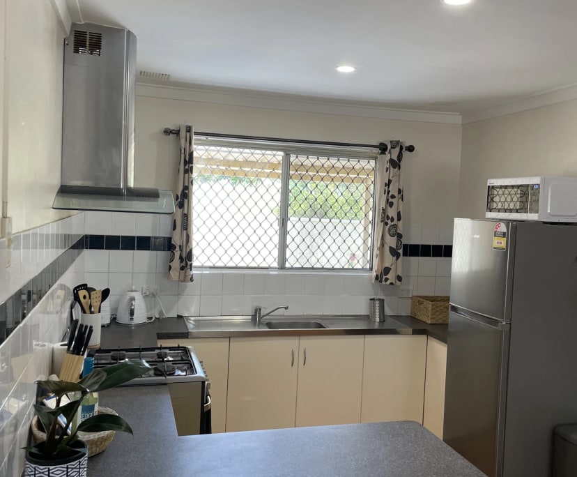 $250, Share-house, 3 bathrooms, Hamilton Hill WA 6163