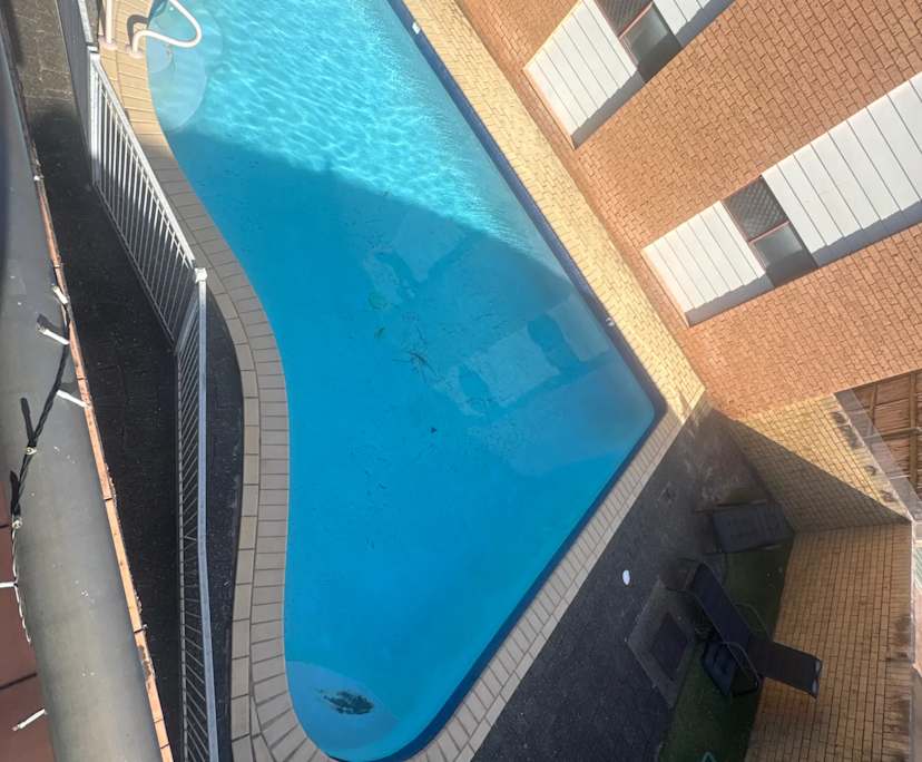 $275, Flatshare, 2 bathrooms, Mermaid Waters QLD 4218