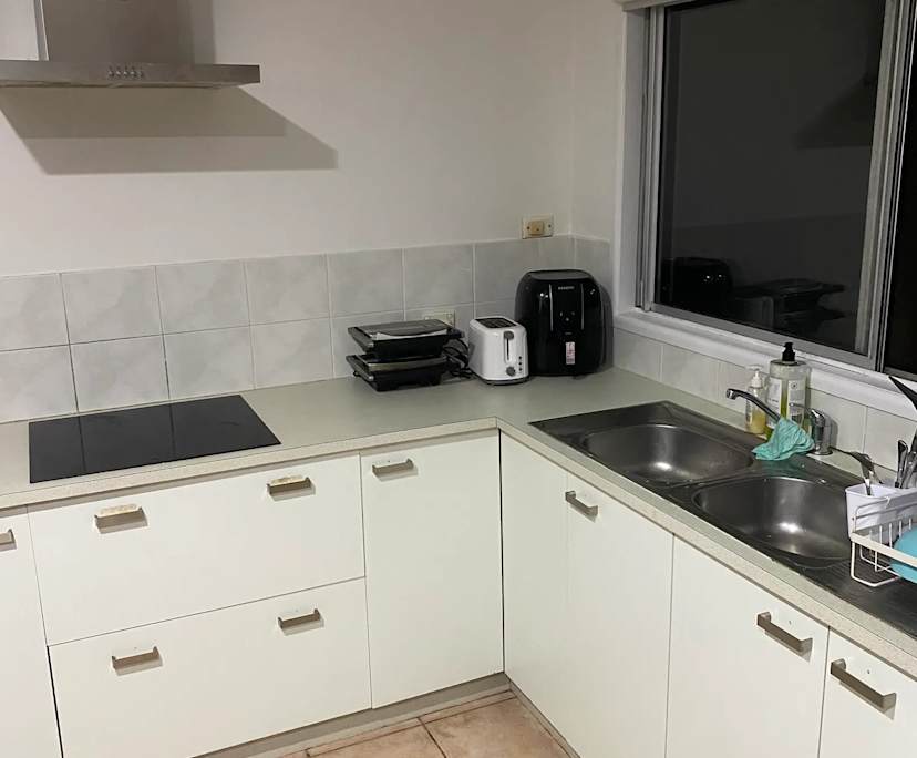 $260, Share-house, 3 bathrooms, Bli Bli QLD 4560