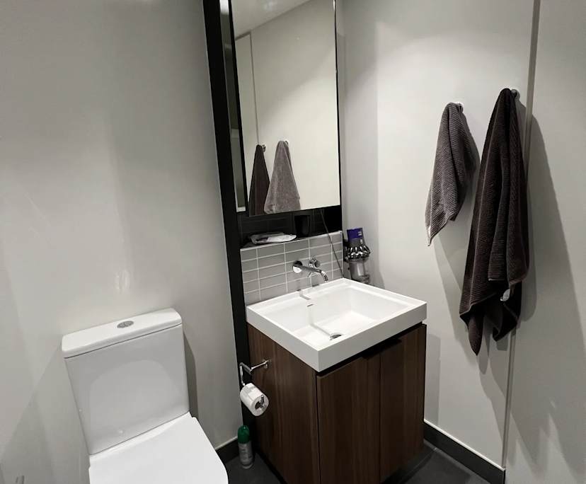 $335, Flatshare, 2 bathrooms, Alphington VIC 3078
