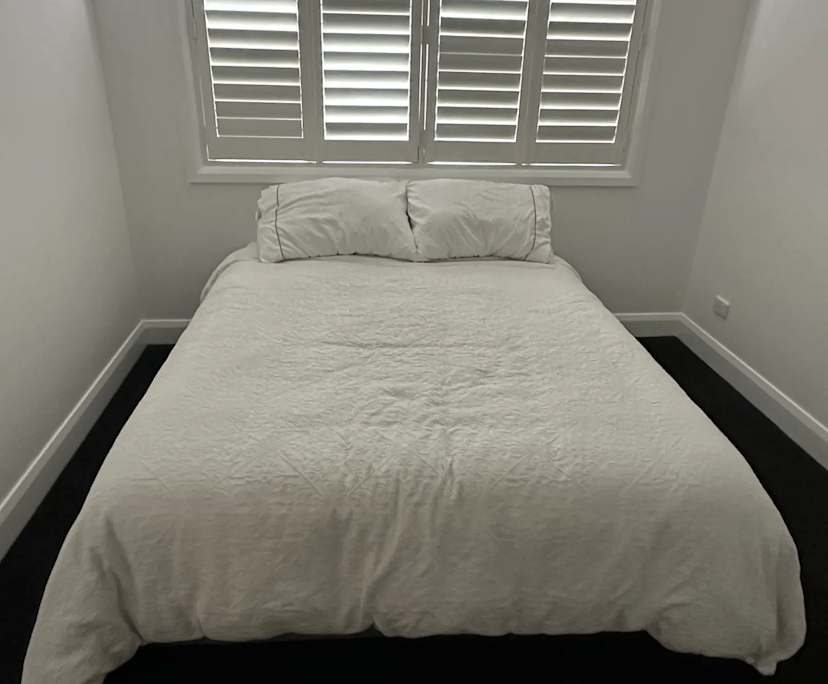 Unfurnished room in a share house