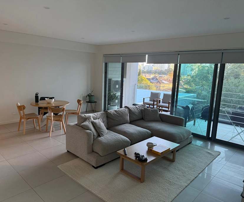 Unfurnished room with own bathroom