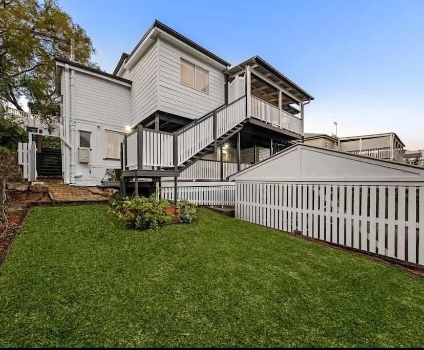 Unfurnished room granny flat for rent