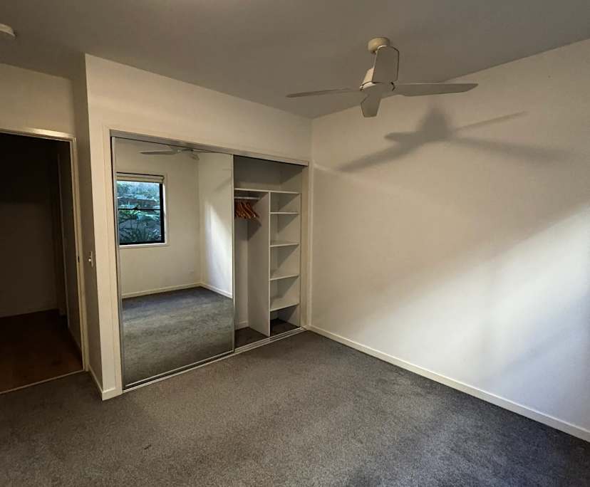 Unfurnished room in a share house
