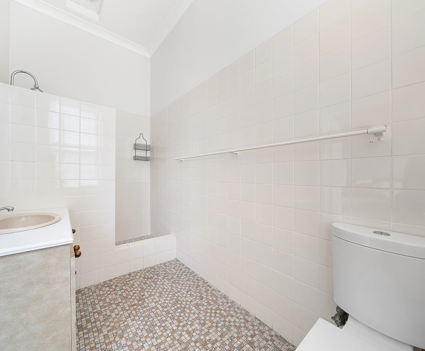 $385, Share-house, 6 bathrooms, Marrickville NSW 2204