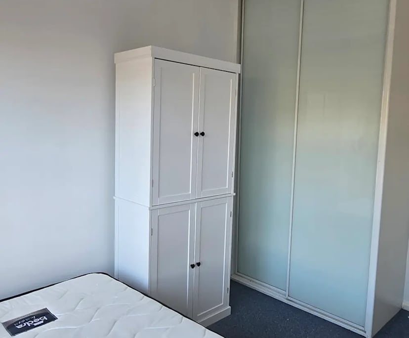 $300, Homestay, 2 bathrooms, Brighton-Le-Sands NSW 2216