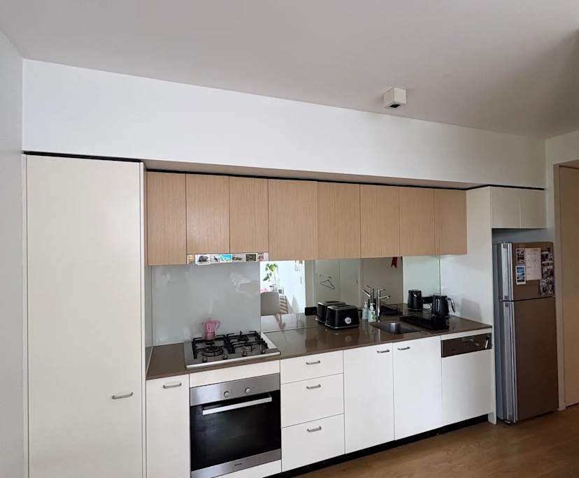 Furnished room in a flatshare