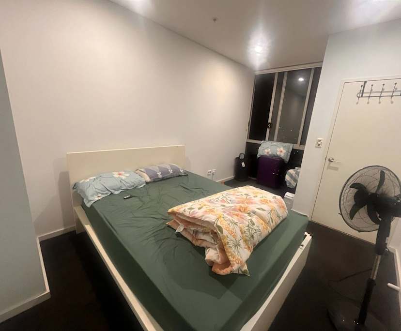 Furnished room with own bathroom