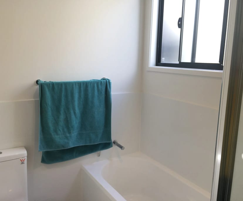 $280, Share-house, 4 bathrooms, Lota QLD 4179