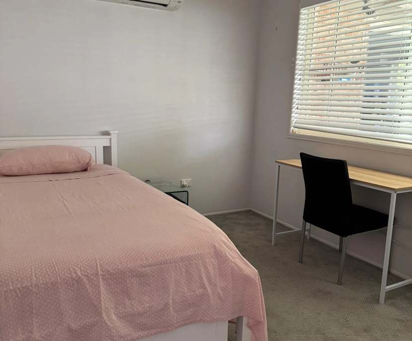 $299, Share-house, 2 rooms, Middle Ridge QLD 4350, Middle Ridge QLD 4350