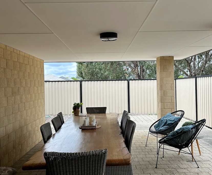 $250, Share-house, 4 bathrooms, East Cannington WA 6107