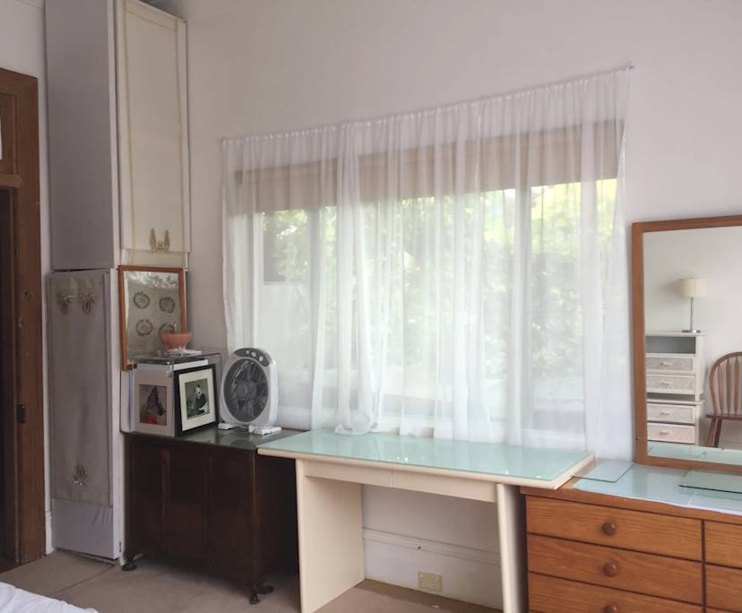 $350, Share-house, 3 bathrooms, Dulwich Hill NSW 2203