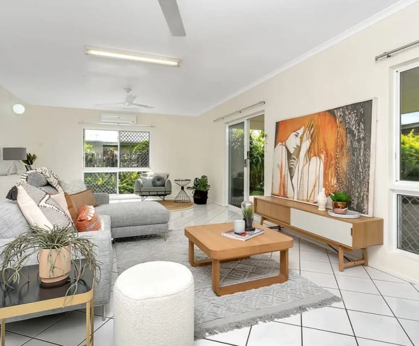 $350, Share-house, 3 bathrooms, Manunda QLD 4870