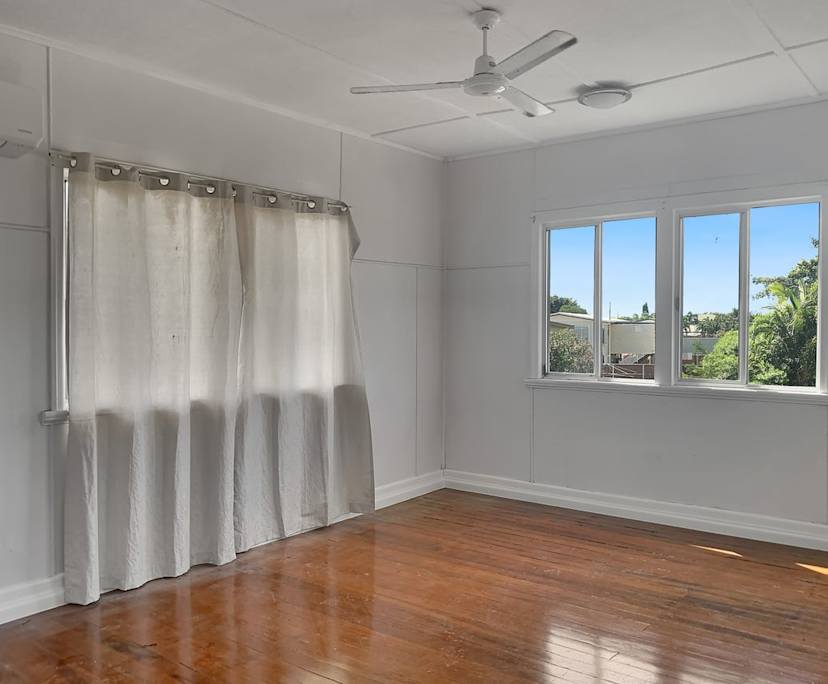 $220, Share-house, 3 bathrooms, Oonoonba QLD 4811