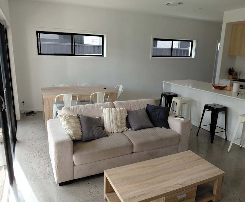 Unfurnished room in a share house