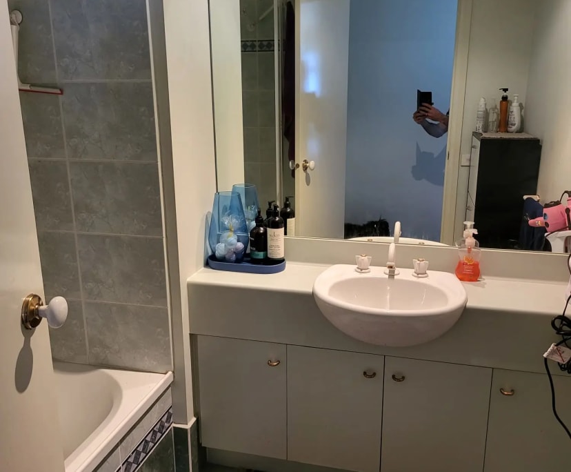 $300, Flatshare, 2 bathrooms, Melbourne VIC 3000