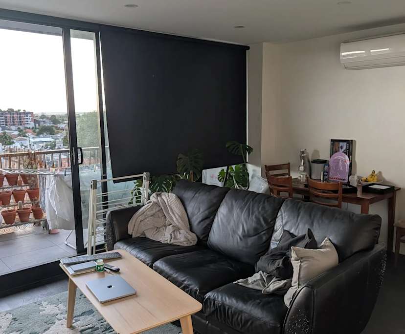 Unfurnished room with own bathroom