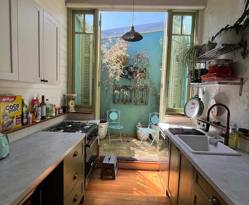 $360, Homestay, 3 bathrooms, Leichhardt NSW 2040