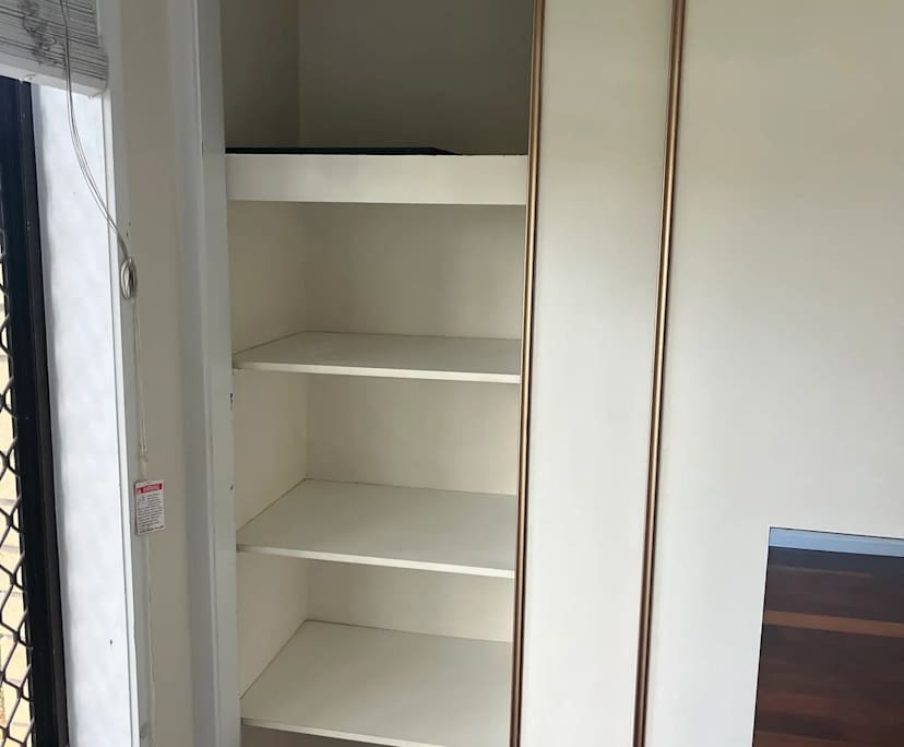 Unfurnished room in a flatshare