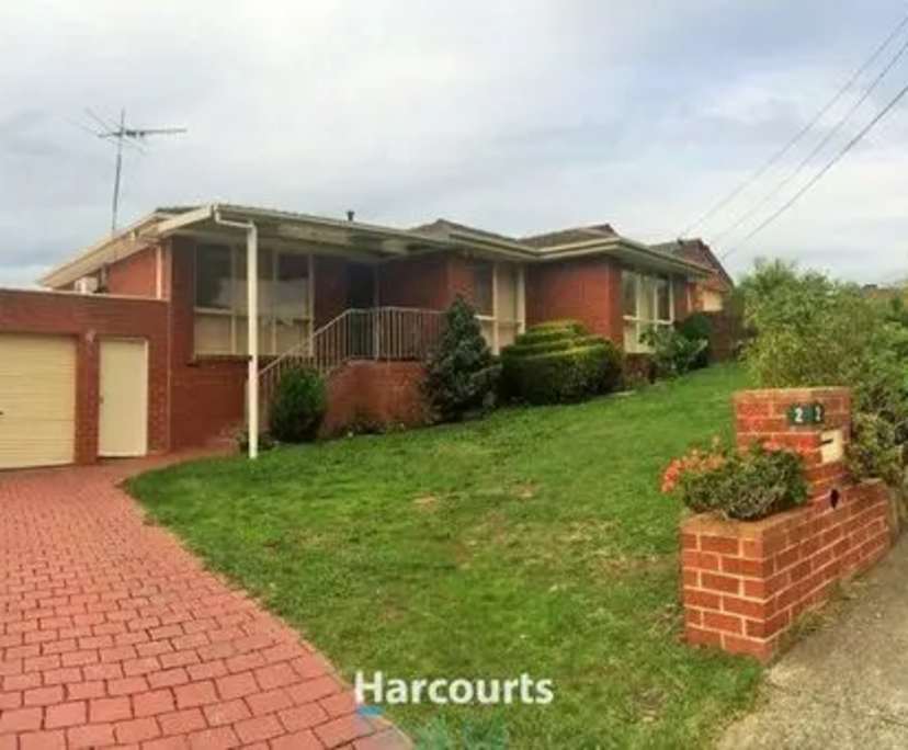 Whole property with 3 rooms for rent