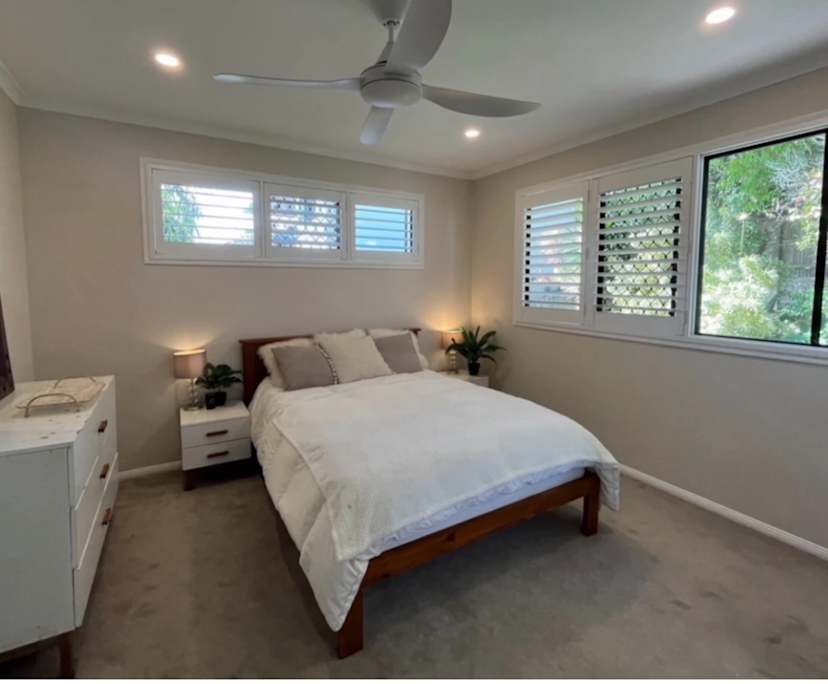 propertyImage