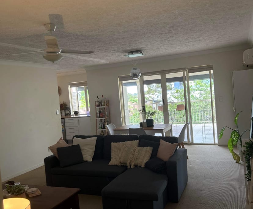 Unfurnished room in a flatshare
