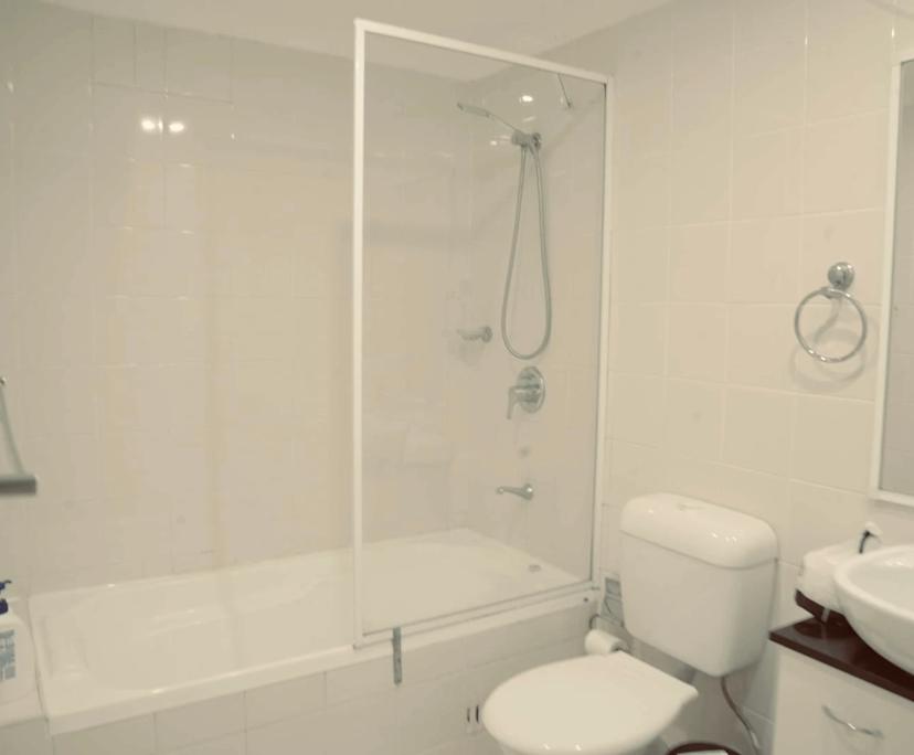 $425, Flatshare, 3 bathrooms, Hurstville NSW 2220