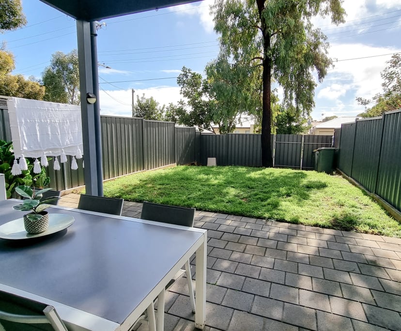 Room for Rent in Gardens, Adelaide 200,