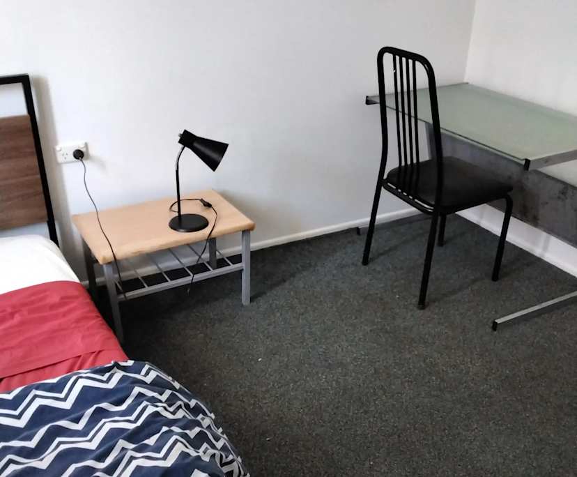 $700, 1-bed, 1 bathroom, Surfers Paradise QLD 4217