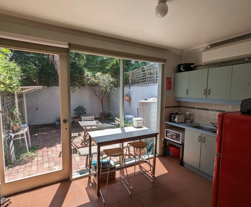 Room for Rent in Collingwood, Melbourne 272, Unfu...