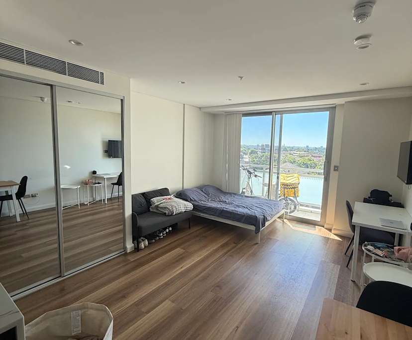 Furnished room studio flat for rent