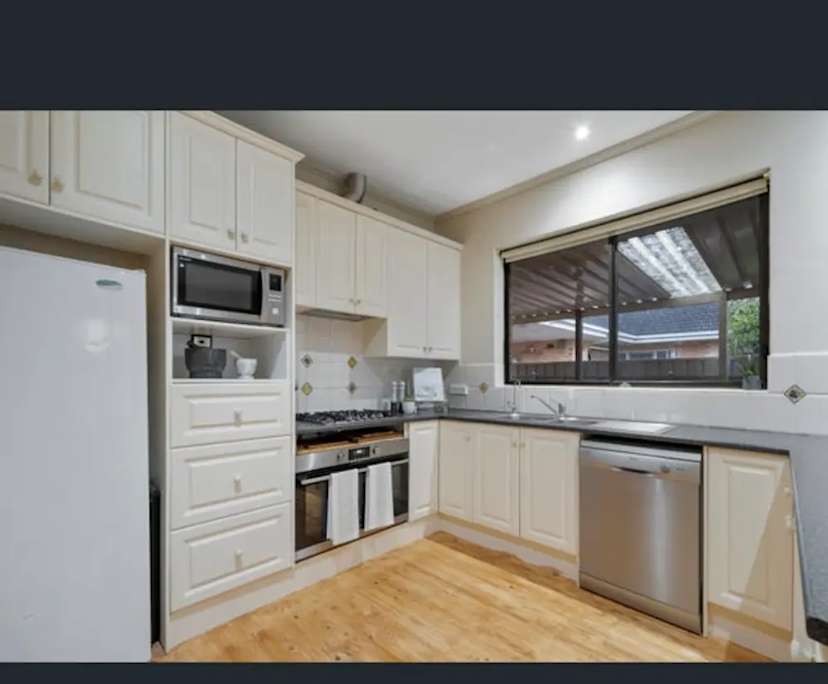 Room with ensuite in a share house